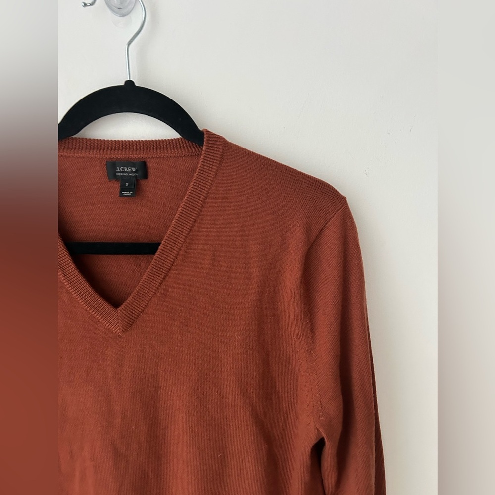 Jcrew merino wool burnt orange v neck sweater - Picture 3 of 10